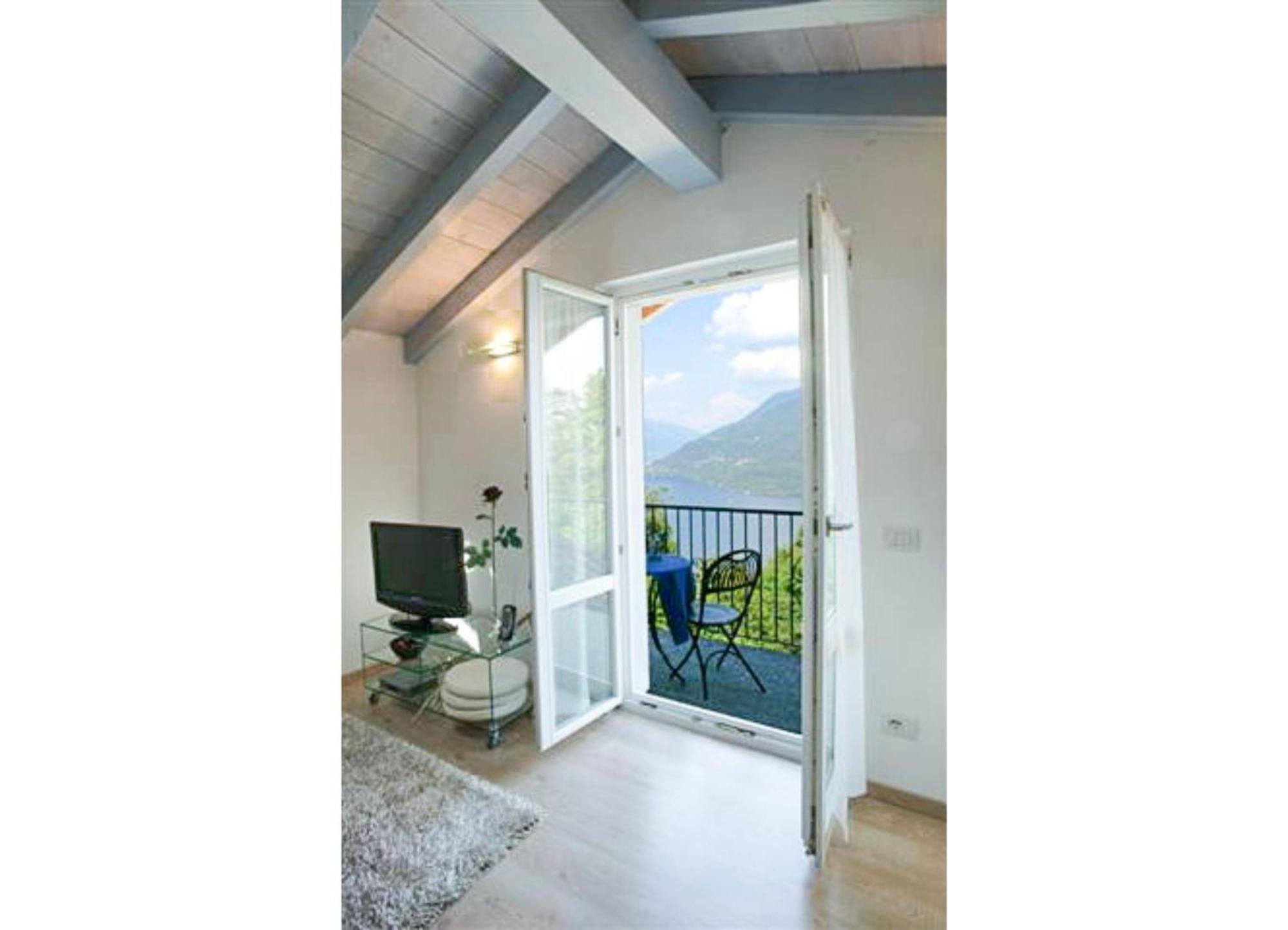 Casa Erica Apartment Cannobio Exterior photo